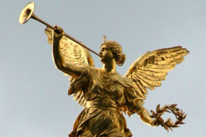 噂の女神ファーマ（ペメ）、彼女は世界の真ん中に住んでいる！